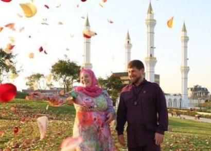 Рамзан Кадыров и его женщины: (фото)